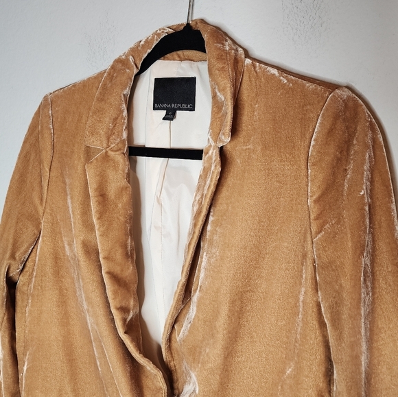 Banana Republic Velvet Warm Carmel Brown Tan Golden Single Button Blazer Size 6 - Picture 11 of 16